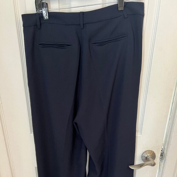 Navy Double-Faced Georgette Wide-Leg Pant - Picture 8 of 13